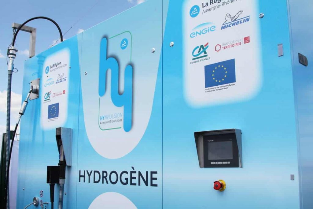 McPhy, Atawey et TSM : trois entreprises régionales pour assurer le plus gros déploiement en France de stations hydrogène