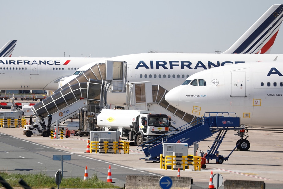 Aéroport Lyon-Saint Exupéry et Loi Climat : les liaisons aériennes vers Paris et Marseille devraient disparaître, mais…