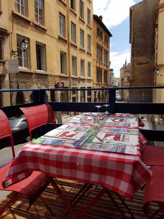 Dès le 19 mai : extension des terrasses de 50 % possible à Lyon, mais le chauffage désormais prohibé