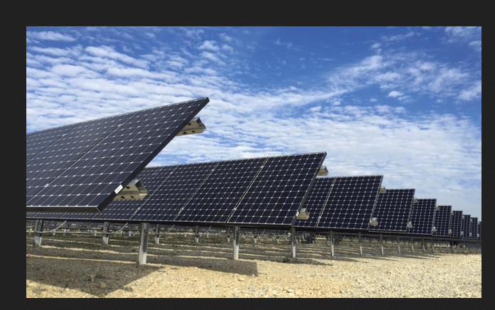 photo Une centrale photovoltaïque