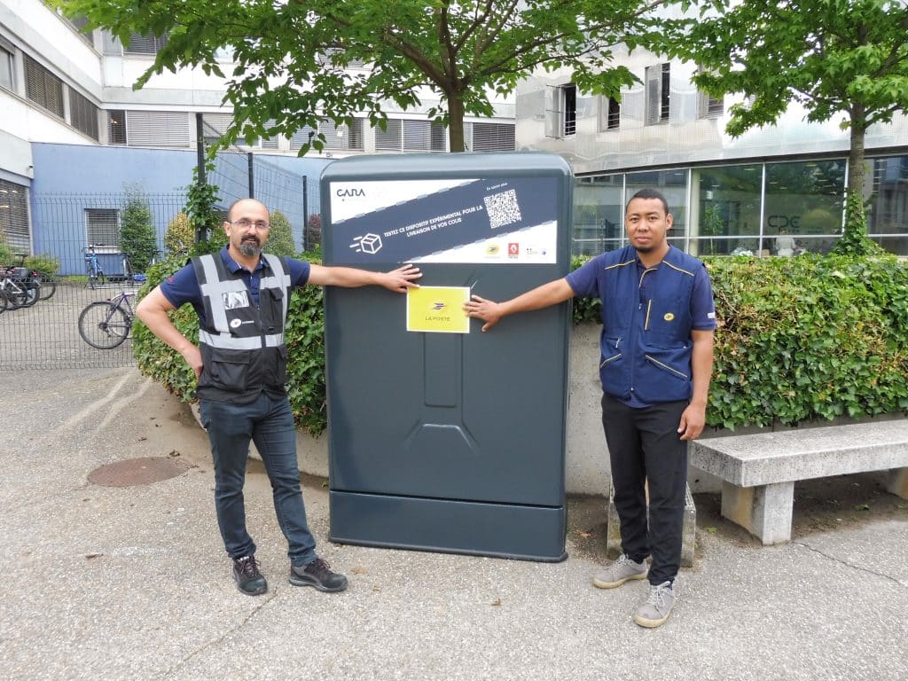 La Poste expérimente le premier point relais colis mobile à Lyon