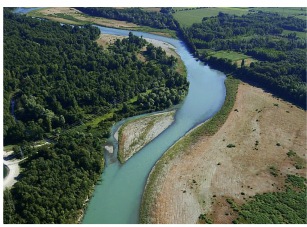 « Le Rhône n’est pas inépuisable ! ». Le débit du fleuve va encore  nettement baisser d’ici 2055, l’agriculture, le nucléaire, les barrages, impactés…