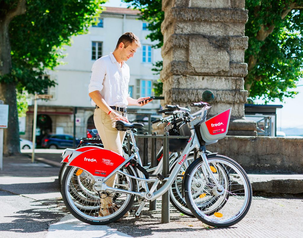 Forte croissance pour Frédo, une startup de vélo partage portée par Groupama Rhône Alpes Auvergne