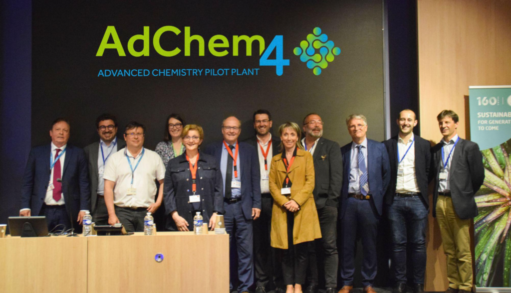 Inauguration d'AdChem4, un espace dédié à l'accélération de la transition entre la synthèse d’un produit en laboratoire et sa production industrielle.