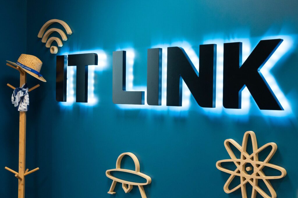 IT Link cherche annonce une trentaine de postes à pourvoir à Lyon