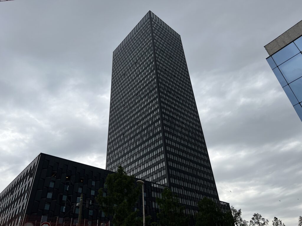 Tour To-Lyon : Le nouveau phare du travail hybride à Lyon