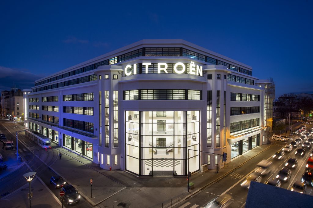 Le hard-discounter Lidl va s’installer dans le cadre art-déco de l’immeuble Citroën à Lyon : un projet qui suscite des oppositions