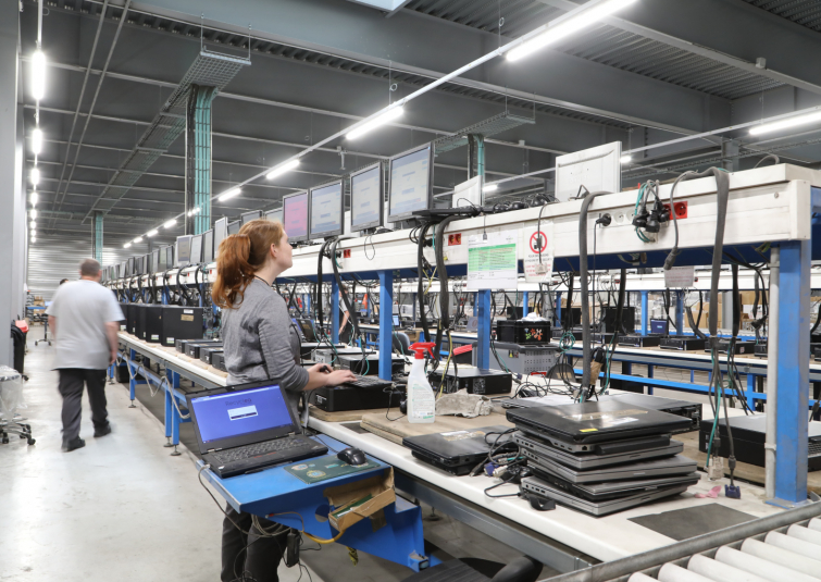 Surprenant : grâce à l’industrie, l’emploi résiste fort bien en Auvergne Rhône-Alpes