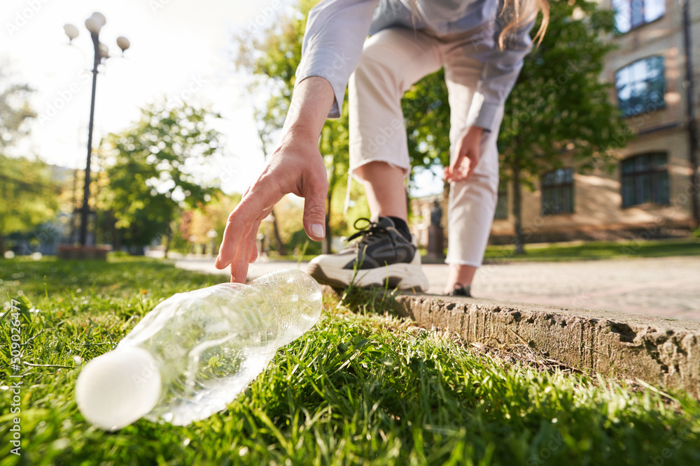 Jeudi 16 Mai : 1er Clean Walk Inter-entreprises du Club des Acteurs économiques de Lyon Confluence