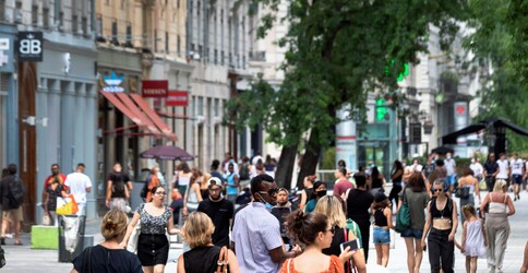 Les voitures exclues du centre de Lyon en 2025 : commerce, cette ZTL qui commence  sérieusement à inquiéter