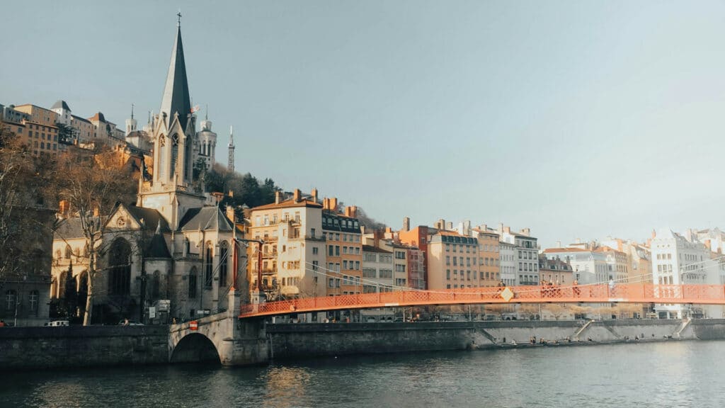 lyon entreprises banque en ligne