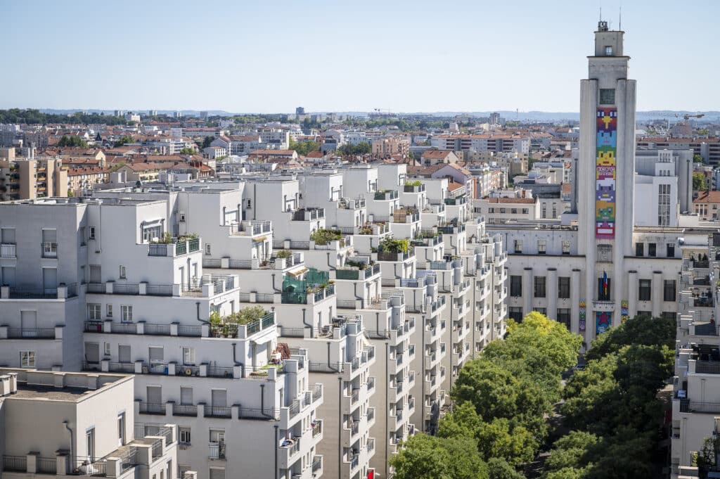lyon entreprises hebergement urgence