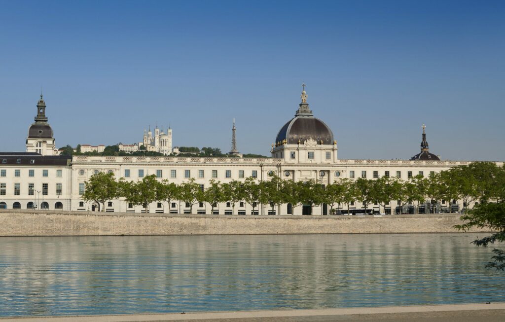 lyon entreprises intercontinental