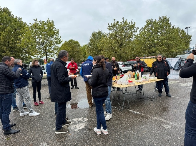 Brico Dépôt Saint-Priest lyon entreprises