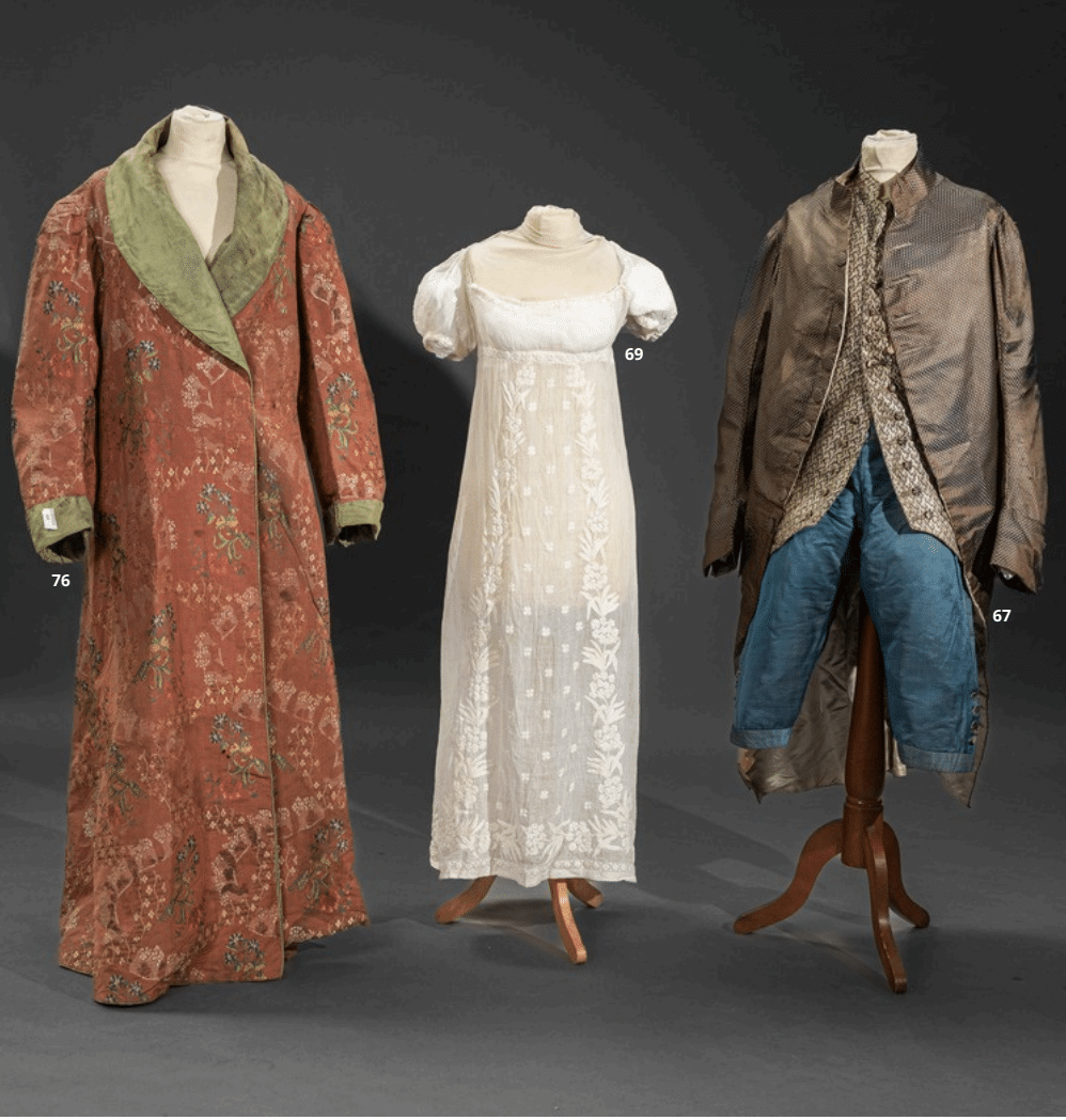 Cinq siècles de textile lyonnais exposés avant leur vente aux enchères