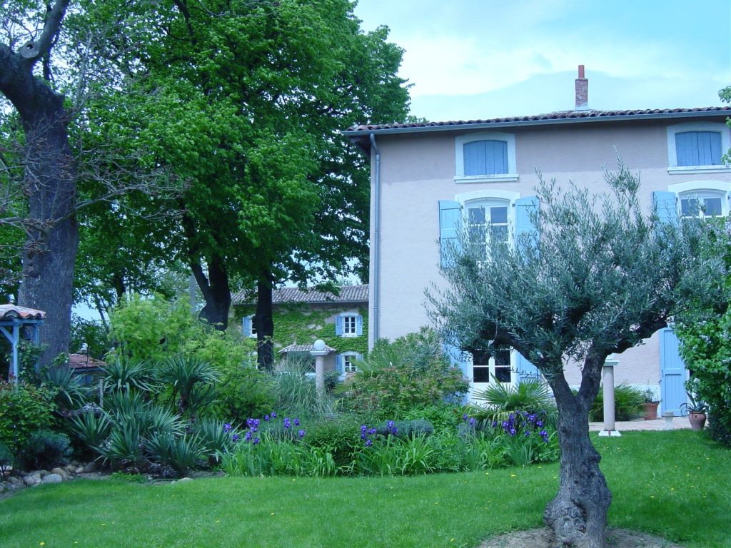 A vendre reprise maison d’hôtes en activité au sud de Lyon