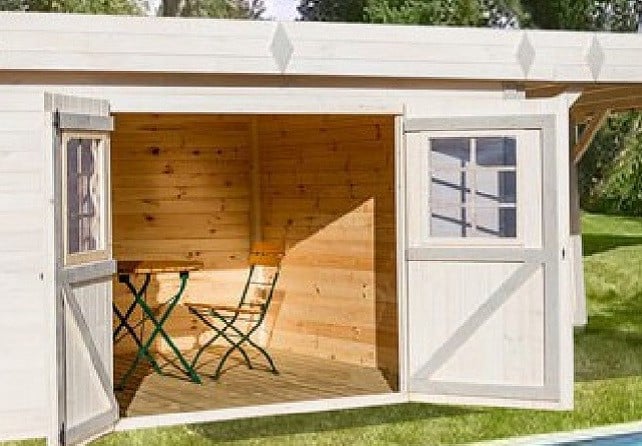 L’exemple d’un abri mi-terrasse couverte, mi-salon d’intérieur