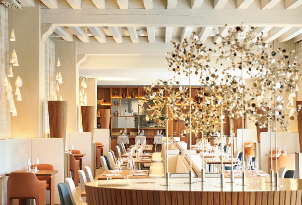Avec l’arrivée de l’Intercontinental, son restaurant, sa terrasse et son bar : 300 nouveaux couverts font irruption en Presqu’île