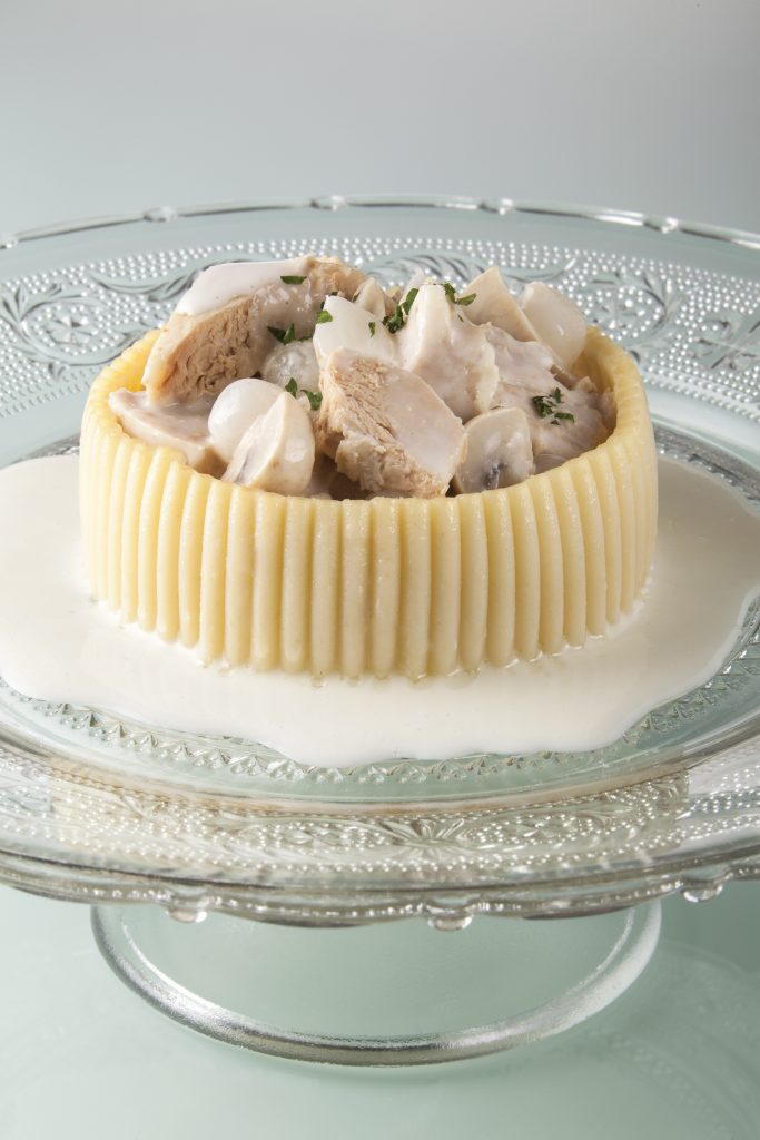 Blanquette de veau à l’ancienne & timbale de macaronis