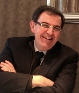 Chef d’entreprise, patron de la Fédération du PS, David Kimelfeld, dauphin désigné de Gérard Collomb