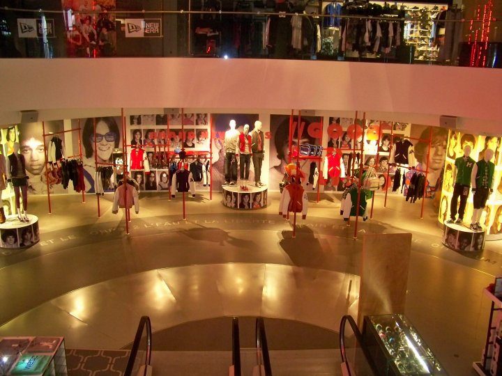 Citadium l enseigne jeune et branchee du groupe Printemps annoncee au Grand Hotel Dieu LE Lyon Entreprises