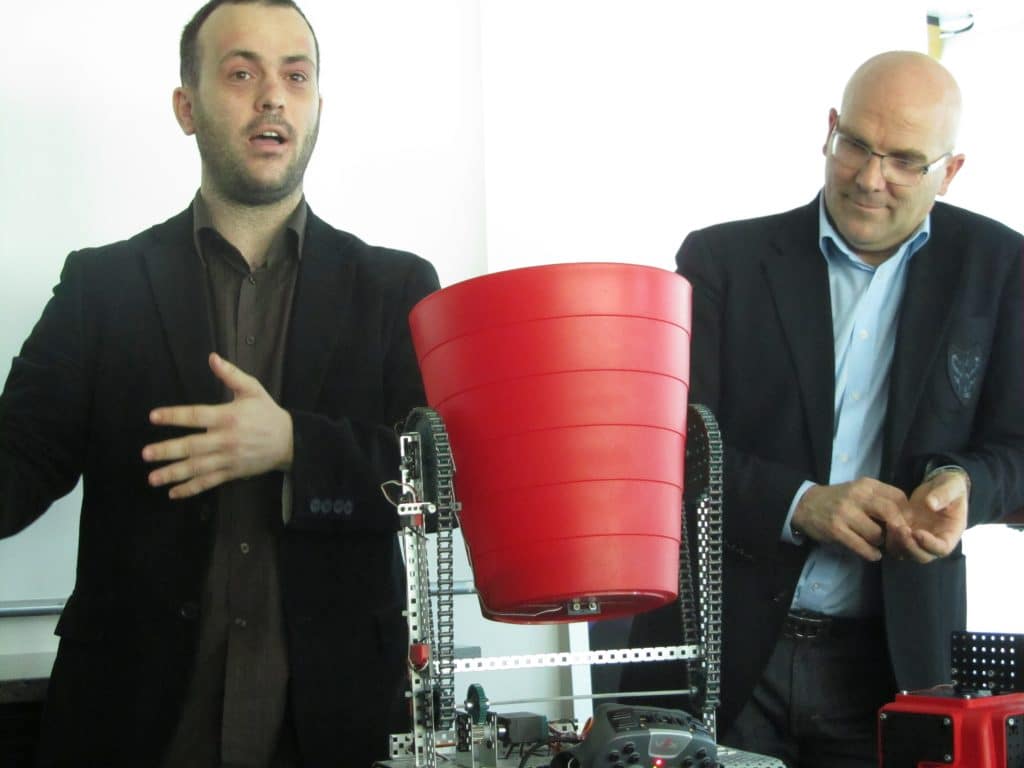 Du 23 au 25 mars : le salon Innorobo servira-t-il de catalyseur à une industrie de la robotique en Rhône-Alpes ?