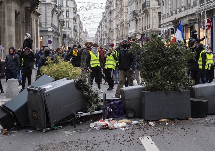 Gilets Jaunes dans la Presqu’île lyonnaise : un impact estimé à 42 millions d’euros de baisse de chiffres d’affaires…