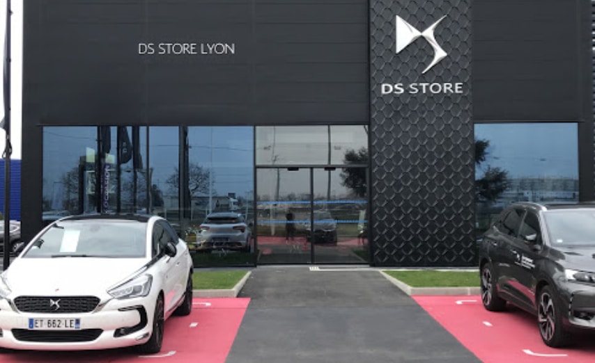 Inauguration du 1er DS Store de la Métropole : à Vénissieux