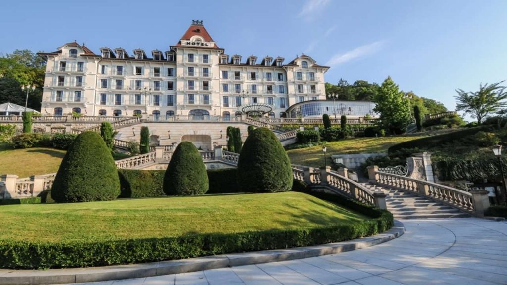 Jean-Claude Lavorel s’offre un nouveau palace, sur les bords du lac d’Annecy