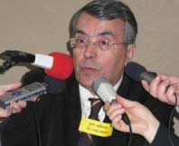 Jean-Jack Queyranne veut briguer un nouveau mandat en 2015