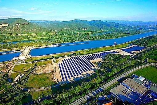 La CNR inaugure une grande centrale solaire dans la Drôme, la première d’une longue série ?