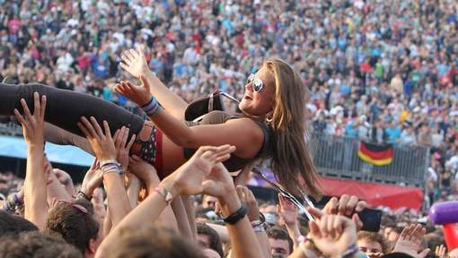 La Région Auvergne-Rhône-Alpes sort 400 000 euros pour Tomorrowland : rock around l’Alpe d’Huez…