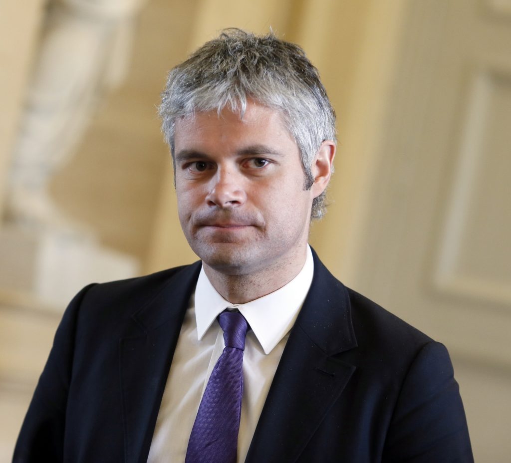 Laurent Wauquiez réintroduit les bourses au mérite