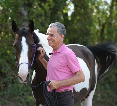 Le célèbre cavalier Michel Robert accompagne un safari Randocheval cet été au Botswana