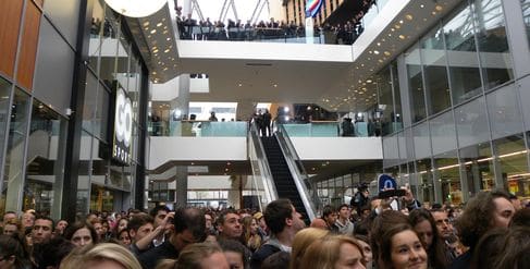 Le nouveau centre commercial de la Confluence à Lyon a déjà drainé un million de personnes