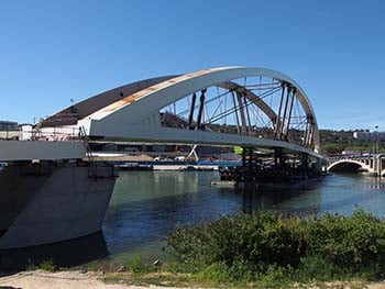 Le pont Raymond Barre à Lyon a enfin mis son tablier
