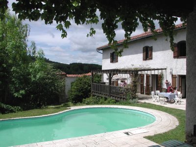 Location de maison de campagne avec piscine à la semaine ou pour le week-end