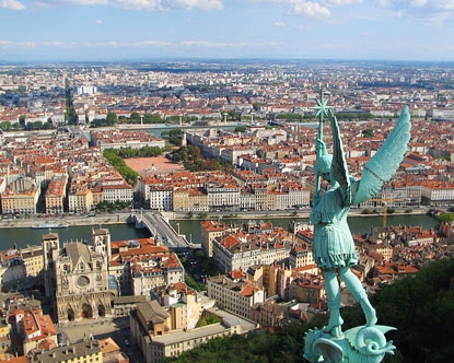 Non, la ville de Lyon n’est pas une des villes de plus de 200 000 habitants les moins fiscalisées de France…