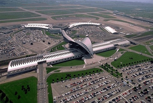 Philippe Bernand, président de l’aéroport de Lyon-Saint Exupéry prévoit une croissance du trafic de 2 à 3 % cette année