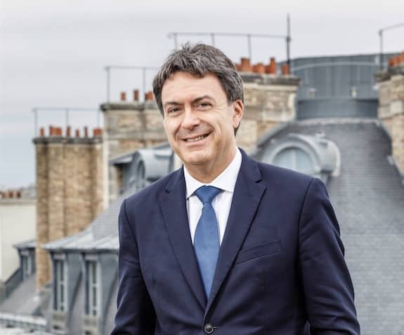 Hervé Legros, le Pdg du promoteur social  privé Alila choisit un ancien préfet du Rhône comme Secrétaire général