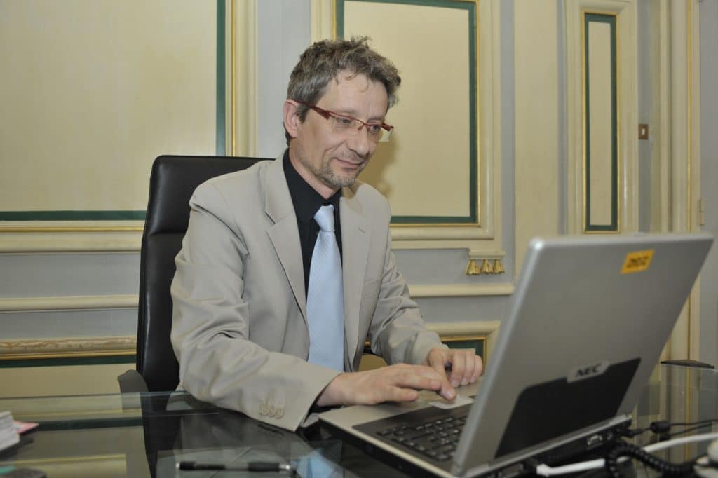 Remplacement express à la direction du cabinet de Gérard Collomb à la Ville de Lyon : Sylvain Auvray succède à Jean-François Lanneluc