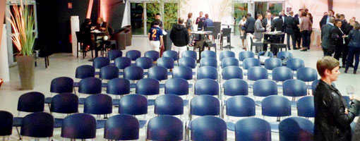 Salle de séminaire en disposition plénière