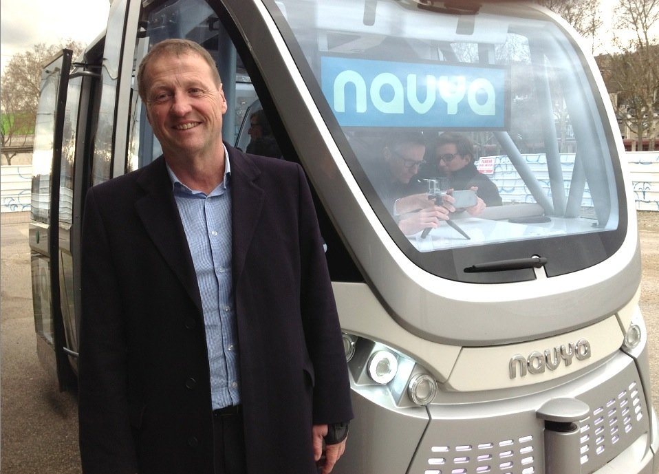 Testé en juin à Lyon-Confluence : le mini-bus autonome Navya, sur la bonne voie