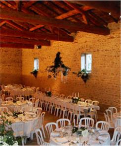 Votre mariage dans un Domaine du Beaujolais au milieu des vignes